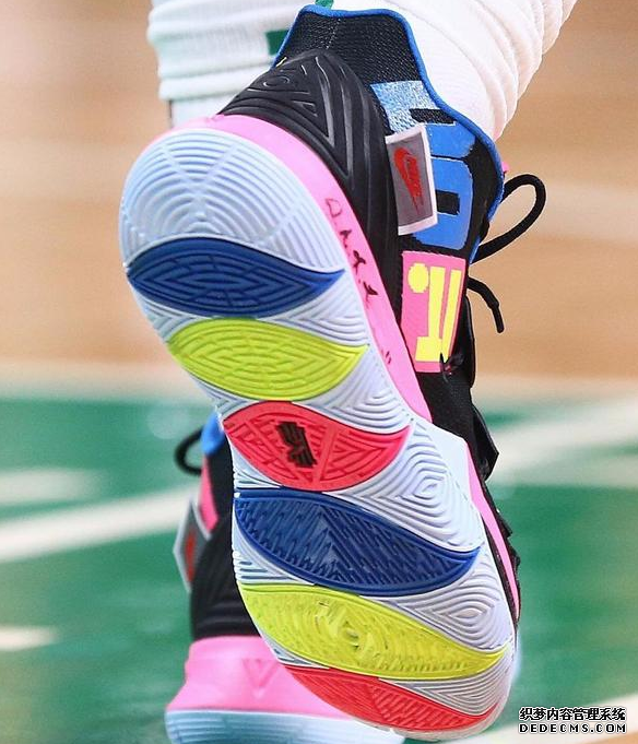 NBA12月22号球星上脚球鞋精选利拉德上脚Dame 5全新配色